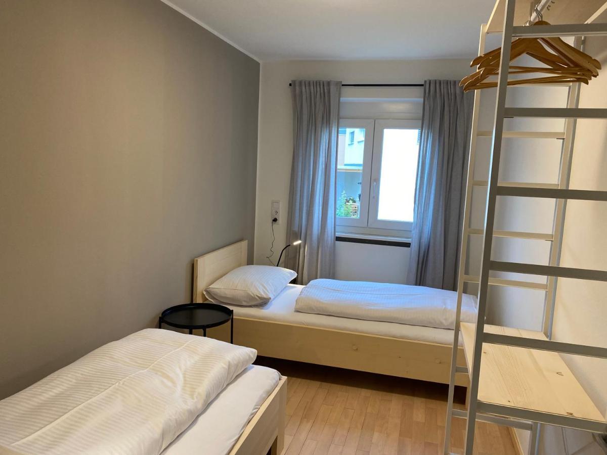 Wohnung Erdgeschoss Mit 3 Schlafzimmer In Ruhiger Gegend Mader Esterno foto