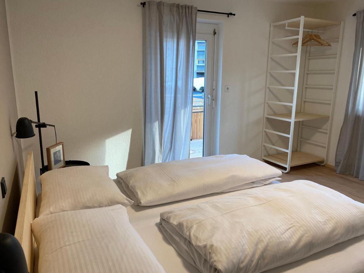 Wohnung Erdgeschoss Mit 3 Schlafzimmer In Ruhiger Gegend Mader Esterno foto