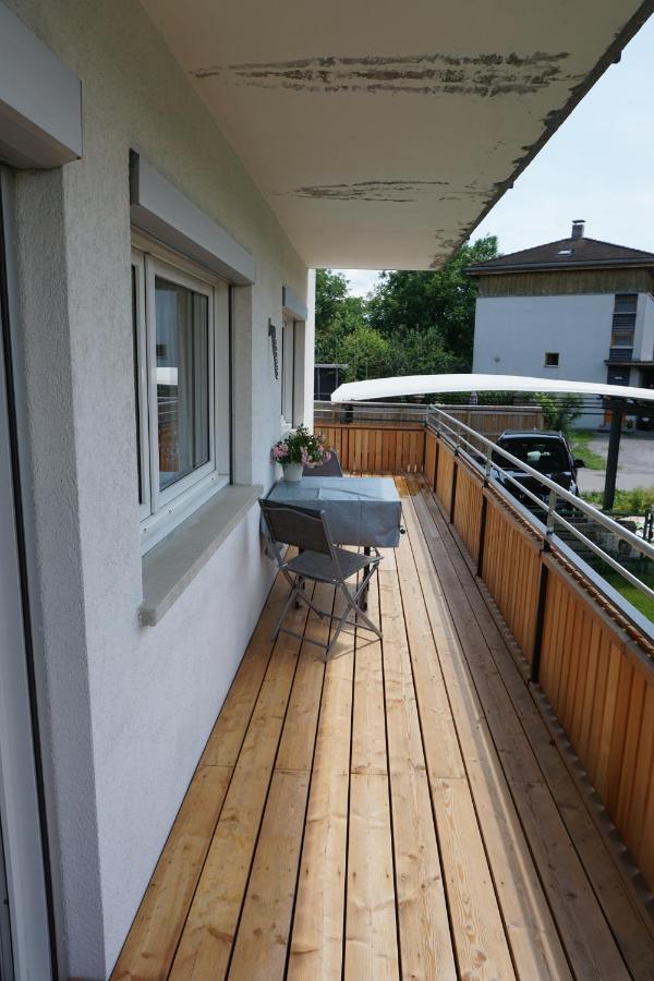Wohnung Erdgeschoss Mit 3 Schlafzimmer In Ruhiger Gegend Mader Esterno foto