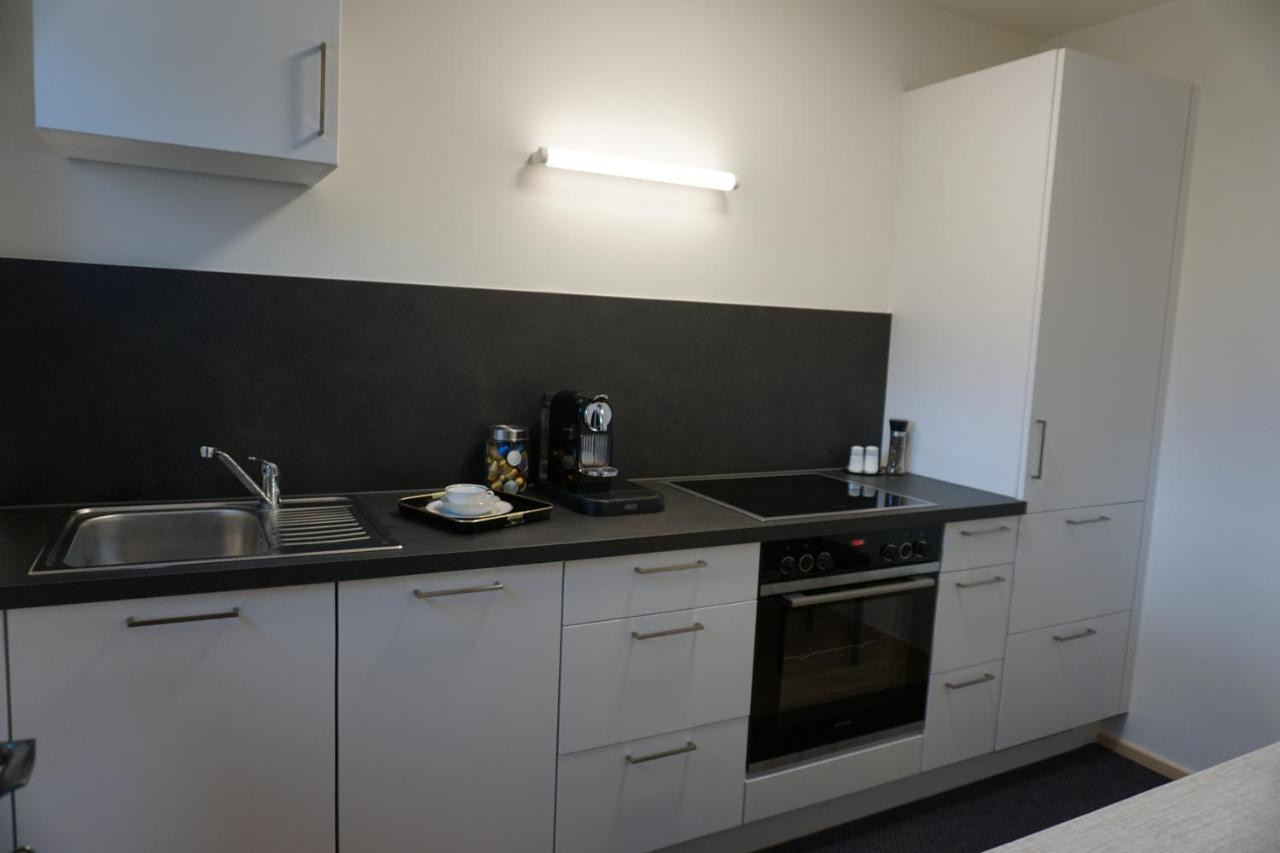 Wohnung Erdgeschoss Mit 3 Schlafzimmer In Ruhiger Gegend Mader Esterno foto